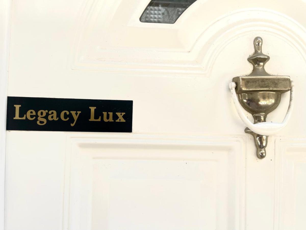 Legacy Lux By The Airport & Beach อาร์เตมีดา ภายนอก รูปภาพ